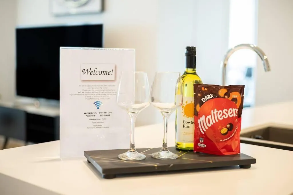 Stylish Stay For Couples In Cbd By Stylish Stays Brisbane Apartment